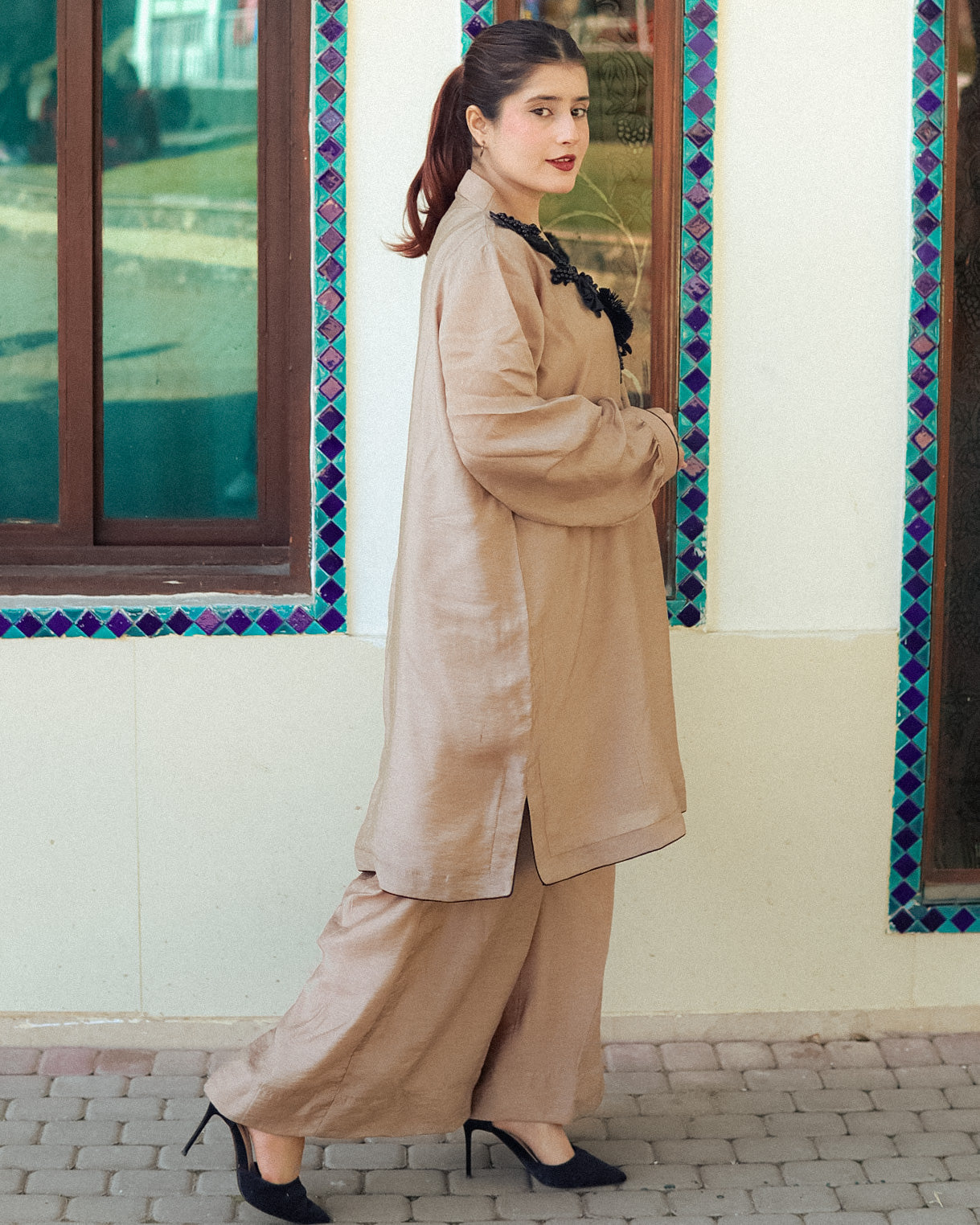 Husn-e-Gul